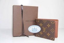 P304208 LV WALLET MEN WITH BOX, -