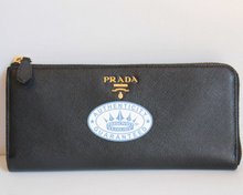 PRADA TRACOLLA SAFFIANO WALLET, BLACK